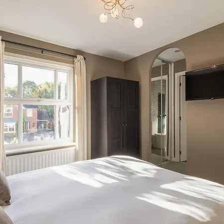 Host & - Martinhoe * Yarm