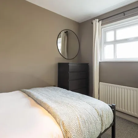 Host & - Martinhoe *